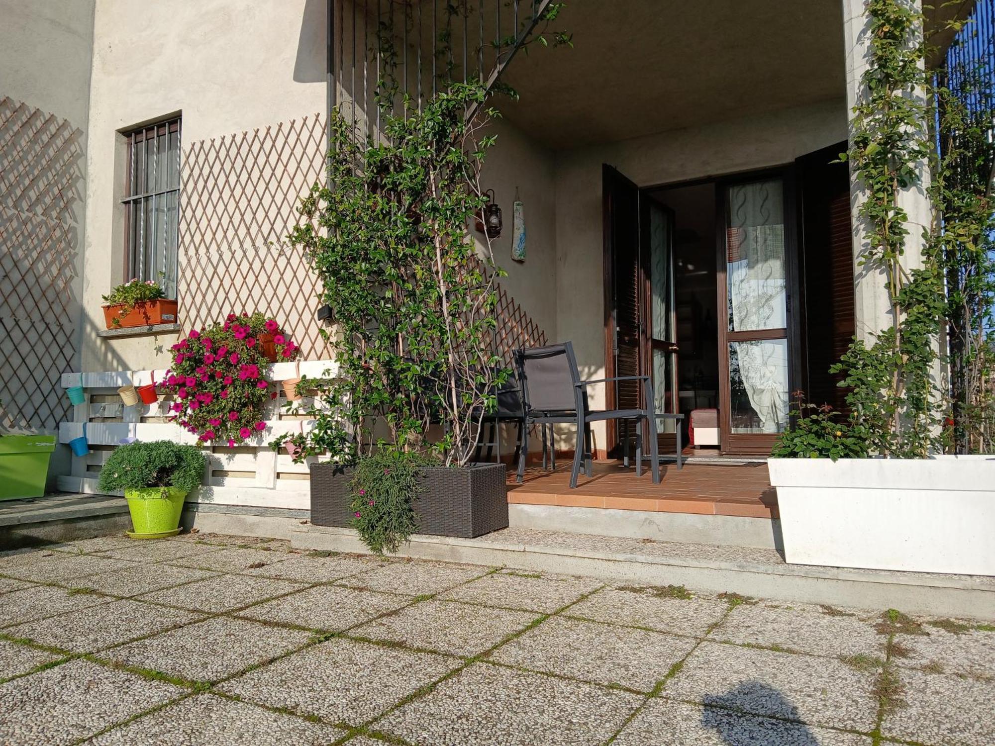 Maison Younesco - Indipendente Exclusive *